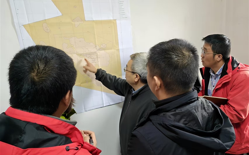 攀西公司邀请地勘资深专家指导项目工作