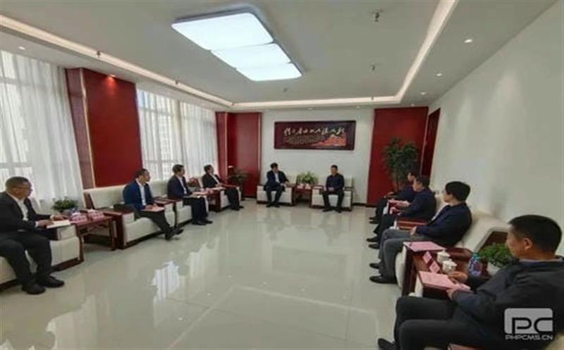 集团领导赴青海调研并与青海省自然尊龙凯时厅座谈交流